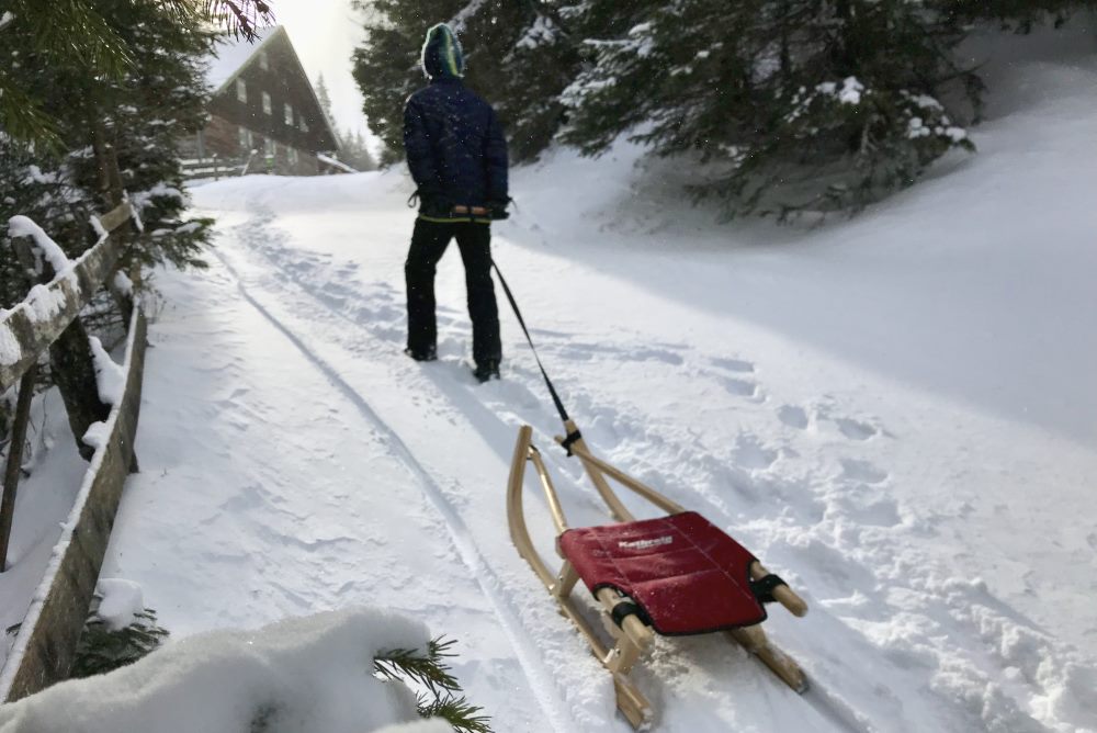 Rodelbahn Obernberger See bei Neuschnee