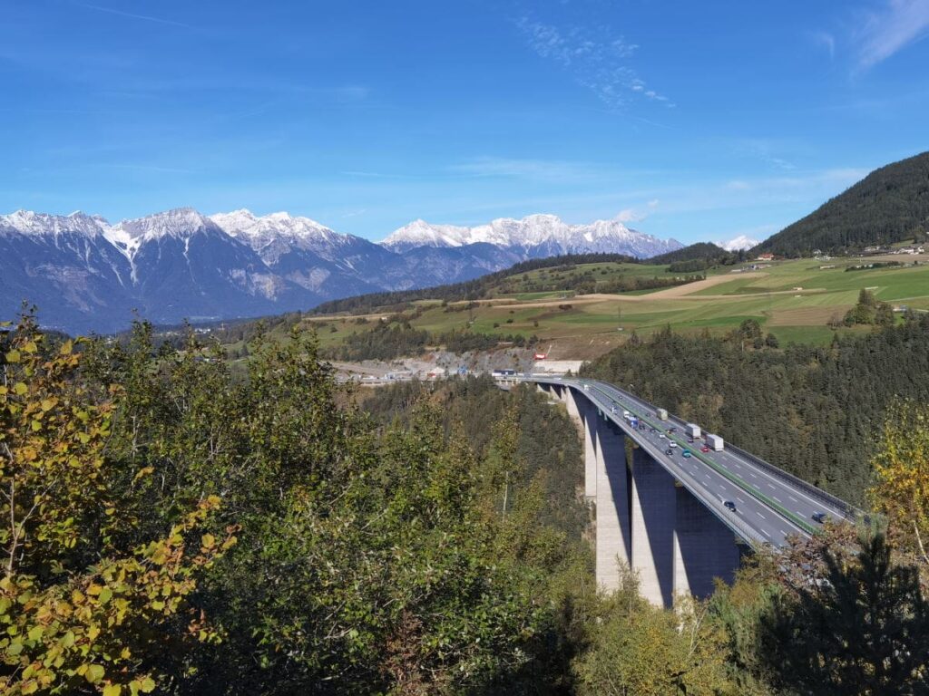 Europabrücke Innsbruck - nur 7 Kilometer südlich der Stadt in Richtung Brenner