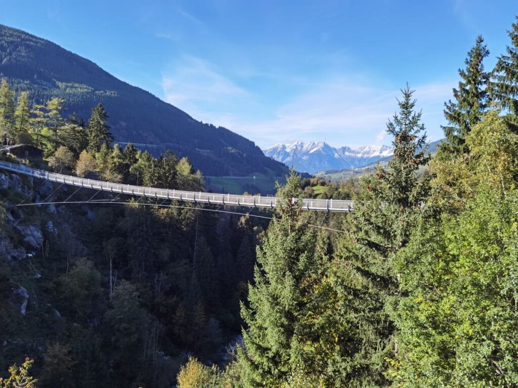 Matrei am Brenner Sehenswürdigkeit: Die neue Hängebrücke