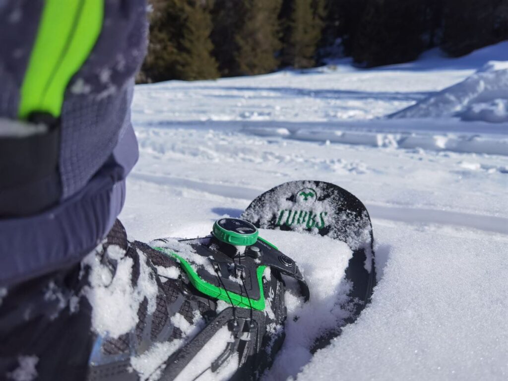 Mit TUBBS Schneeschuhen zum Schneeschuhwandern am Obernberger See - für Gäste kostenlos zu leihen